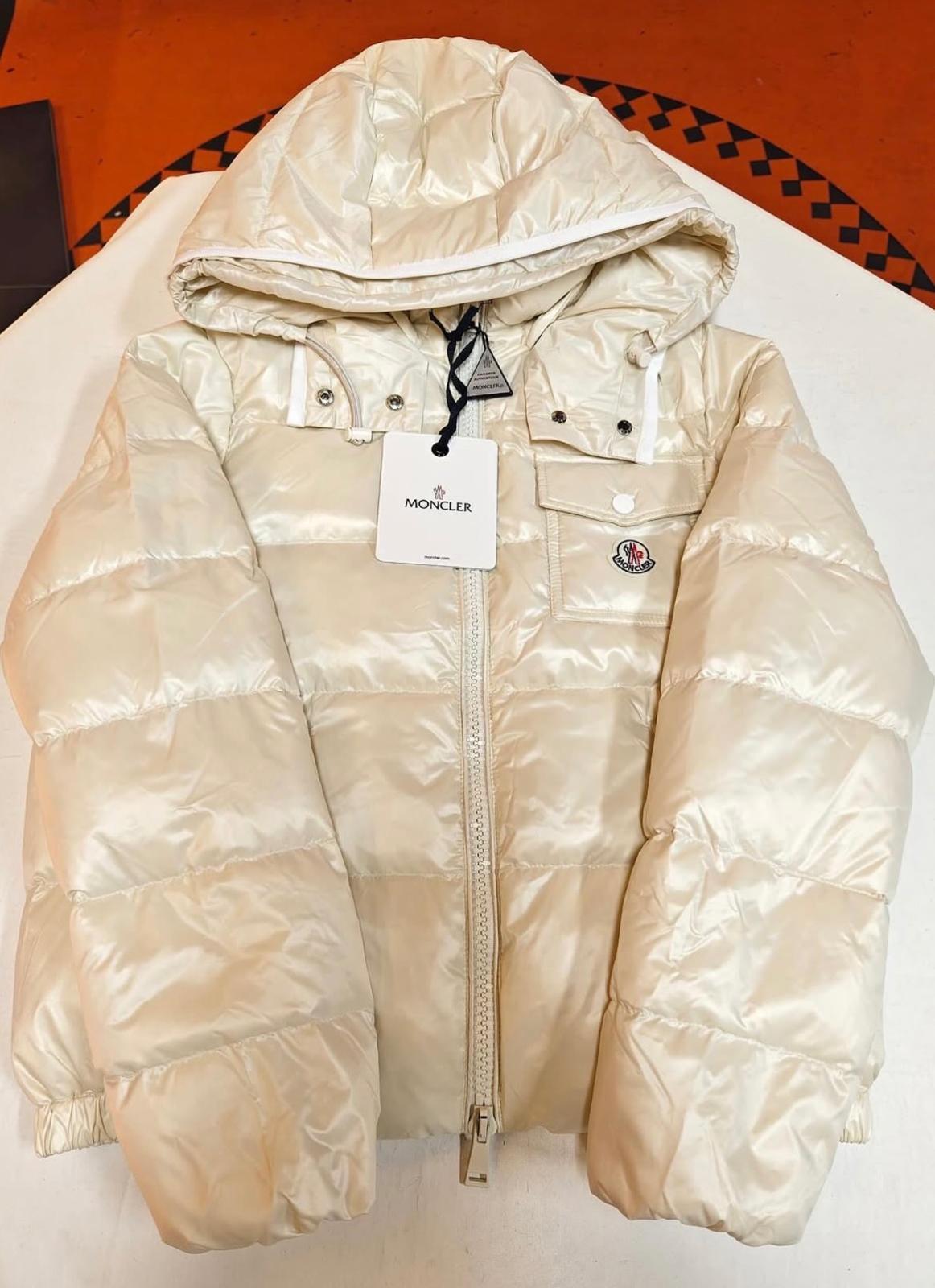 Up to 80% off on Name Brand Luxury Goods - MODEGAA